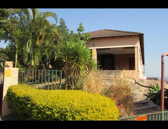 3 BEDROOM HOUSE FOR SALE IN STONEHENGE EXT 6